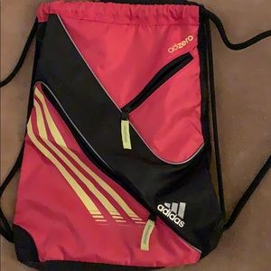 Adidas clinch sag
